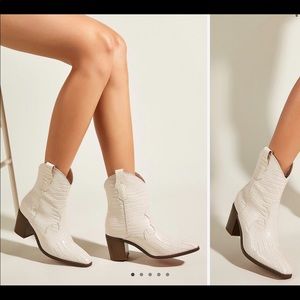 Emery Rose Shoes | Emery Rose (Shein) Cream Cowboy Boots - Nashville Attire | Color: Cream | Size: 9.5 | Katiebrookeee's Closet